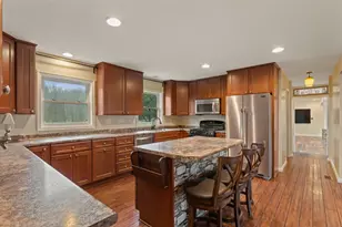 7692 N Emery Rd, Rolling Prairie, IN 46371 - Photo 15