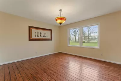 7692 N Emery Road, Rolling Prairie, IN 46371 - Photo 5