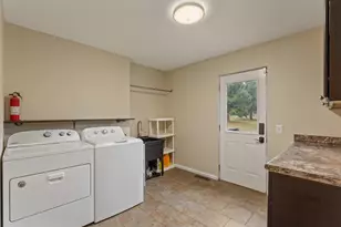 7692 N Emery Rd, Rolling Prairie, IN 46371 - Photo 19