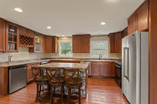 7692 N Emery Rd, Rolling Prairie, IN 46371 - Photo 13