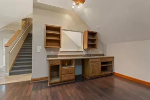 7692 N Emery Rd, Rolling Prairie, IN 46371 - Photo 29