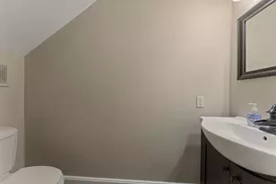 7692 N Emery Rd, Rolling Prairie, IN 46371 - Photo 27