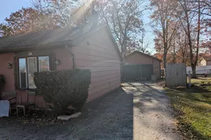 1517 Tiffany Ct, Lowell, IN 46356 - Photo 23