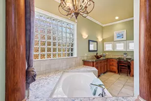 828 Royal Dublin Ln, Dyer, IN 46311 - Photo 33