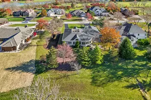 828 Royal Dublin Ln, Dyer, IN 46311 - Photo 63