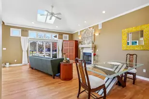 828 Royal Dublin Ln, Dyer, IN 46311 - Photo 19