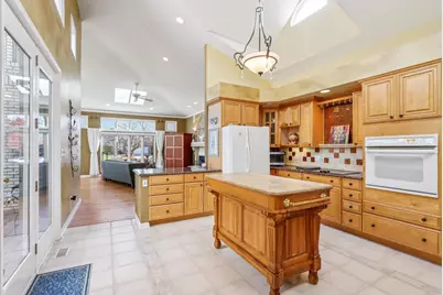 828 Royal Dublin Lane, Dyer, IN 46311 - Photo 23