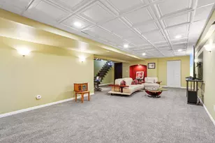 828 Royal Dublin Ln, Dyer, IN 46311 - Photo 47