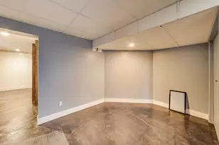 33791 Early Rd, New Carlisle, IN 46552 - Photo 43