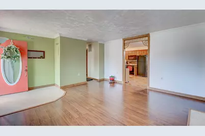 754 Governor Road, Valparaiso, IN 46385 - Photo 9