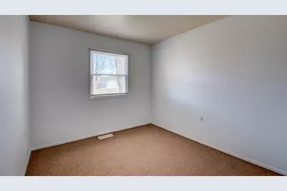 754 Governor Road, Valparaiso, IN 46385 - Photo 23