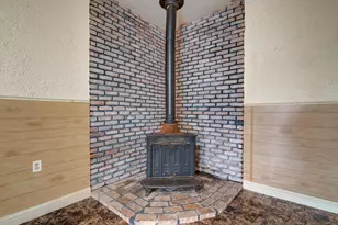 754 Governor Rd, Valparaiso, IN 46385 - Photo 11