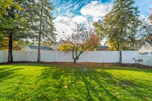 927 Woodhollow Dr, Schererville, IN 46375 - Photo 35