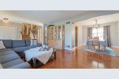 927 Woodhollow Drive, Schererville, IN 46375 - Photo 5