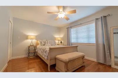 927 Woodhollow Drive, Schererville, IN 46375 - Photo 17