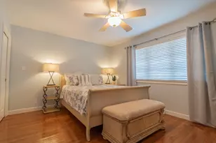 927 Woodhollow Dr, Schererville, IN 46375 - Photo 17