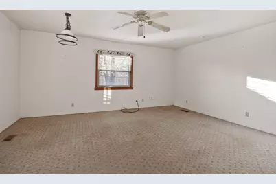 8132 Sycamore Avenue, Highland, IN 46322 - Photo 11