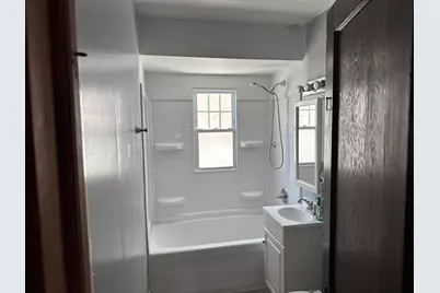 33 N Illinois Street, Hobart, IN 46342 - Photo 7