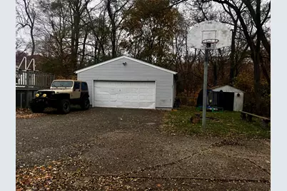 33 N Illinois Street, Hobart, IN 46342 - Photo 15