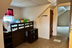 33 N Illinois St, Hobart, IN 46342 - Photo 9