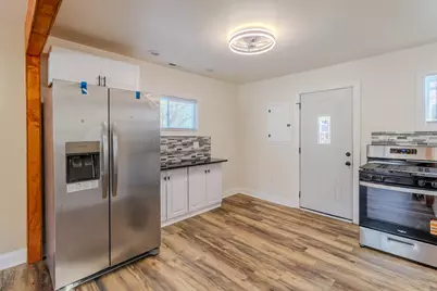 1509 E 43rd Avenue, Gary, IN 46409 - Photo 7