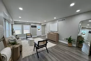 237 Krouser Dr, Valparaiso, IN 46385 - Photo 7