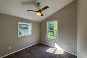 237 Krouser Dr, Valparaiso, IN 46385 - Photo 21