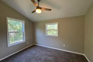 237 Krouser Dr, Valparaiso, IN 46385 - Photo 19