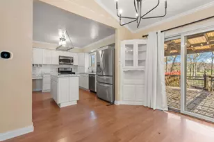 1586 Sunnyslope Dr, Crown Point, IN 46307 - Photo 11