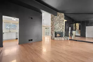 1586 Sunnyslope Dr, Crown Point, IN 46307 - Photo 5