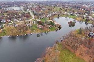 1586 Sunnyslope Dr, Crown Point, IN 46307 - Photo 39