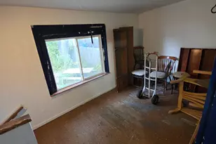 4922 Hickory Ave, Hammond, IN 46327 - Photo 9