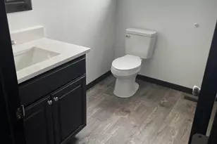 150-152 N 16th St, Chesterton, IN 46304 - Photo 3