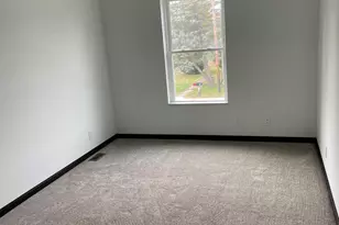 150-152 N 16th St, Chesterton, IN 46304 - Photo 5