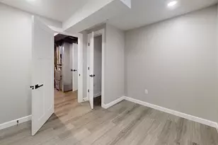 1033 E 51st Pl, Gary, IN 46409 - Photo 31