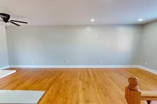 1033 E 51st Pl, Gary, IN 46409 - Photo 3