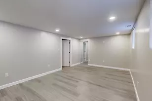 1033 E 51st Pl, Gary, IN 46409 - Photo 27