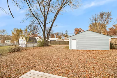 4124 Liverpool Road, Lake Station, IN 46405 - Photo 17