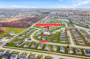 515 E 117th Pl, Crown Point, IN 46307 - Photo 5