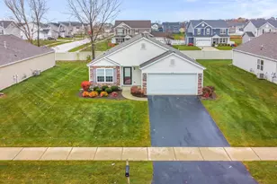 515 E 117th Pl, Crown Point, IN 46307 - Photo 3