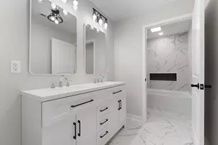 5788 Adams St, Merrillville, IN 46410 - Photo 17