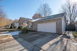 6717 Blackstone Cir, Portage, IN 46368 - Photo 3