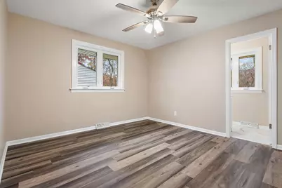 6131 Glen Drive, Merrillville, IN 46410 - Photo 15