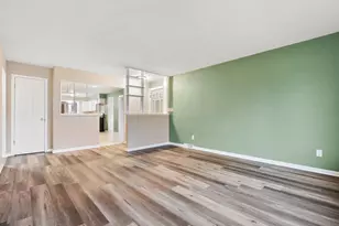 6131 Glen Dr, Merrillville, IN 46410 - Photo 5