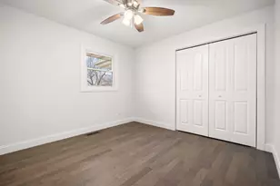 8749 Monroe Ave, Munster, IN 46321 - Photo 19