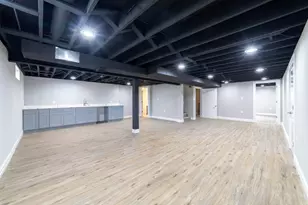 8749 Monroe Ave, Munster, IN 46321 - Photo 23