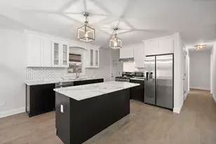 8749 Monroe Ave, Munster, IN 46321 - Photo 9