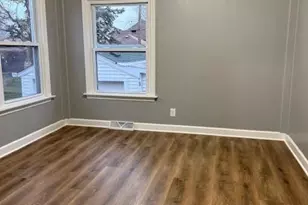 7401 S McCook Ave, Hammond, IN 46323 - Photo 9