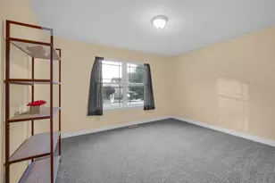 605 Hatch Lake Pkwy, Valparaiso, IN 46385 - Photo 13