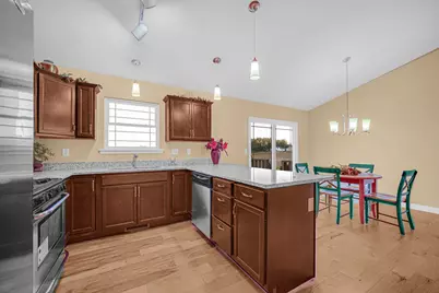 605 Hatch Lake Pkwy, Valparaiso, IN 46385 - Photo 11